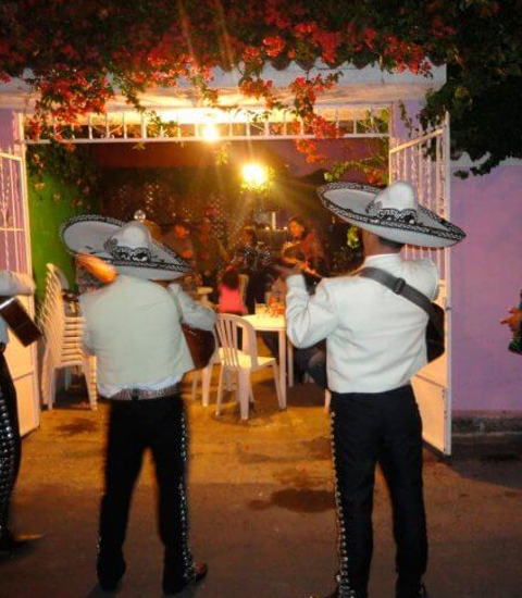 CONTRATACIÓN DE MARIACHIS EN LA DEL VALLE